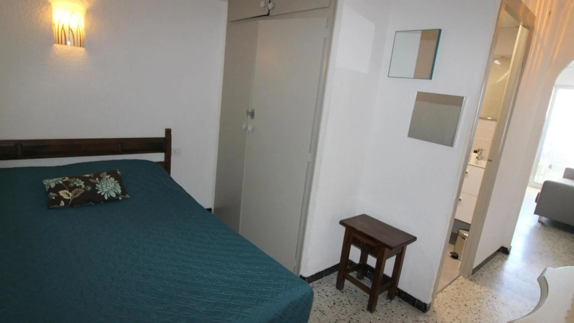 Estudio Cabina A 20M De La Playa Con Vistas Al Mar - Hisp-288-56 Empuriabrava Spain