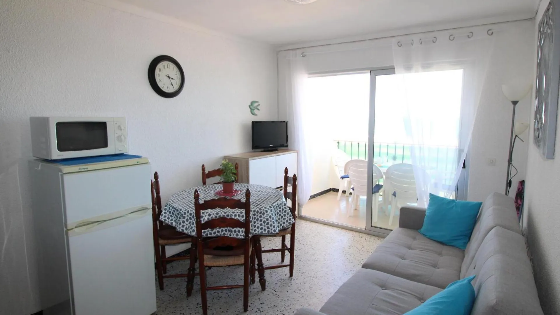 Estudio Cabina A 20M De La Playa Con Vistas Al Mar - Hisp-288-56 Empuriabrava