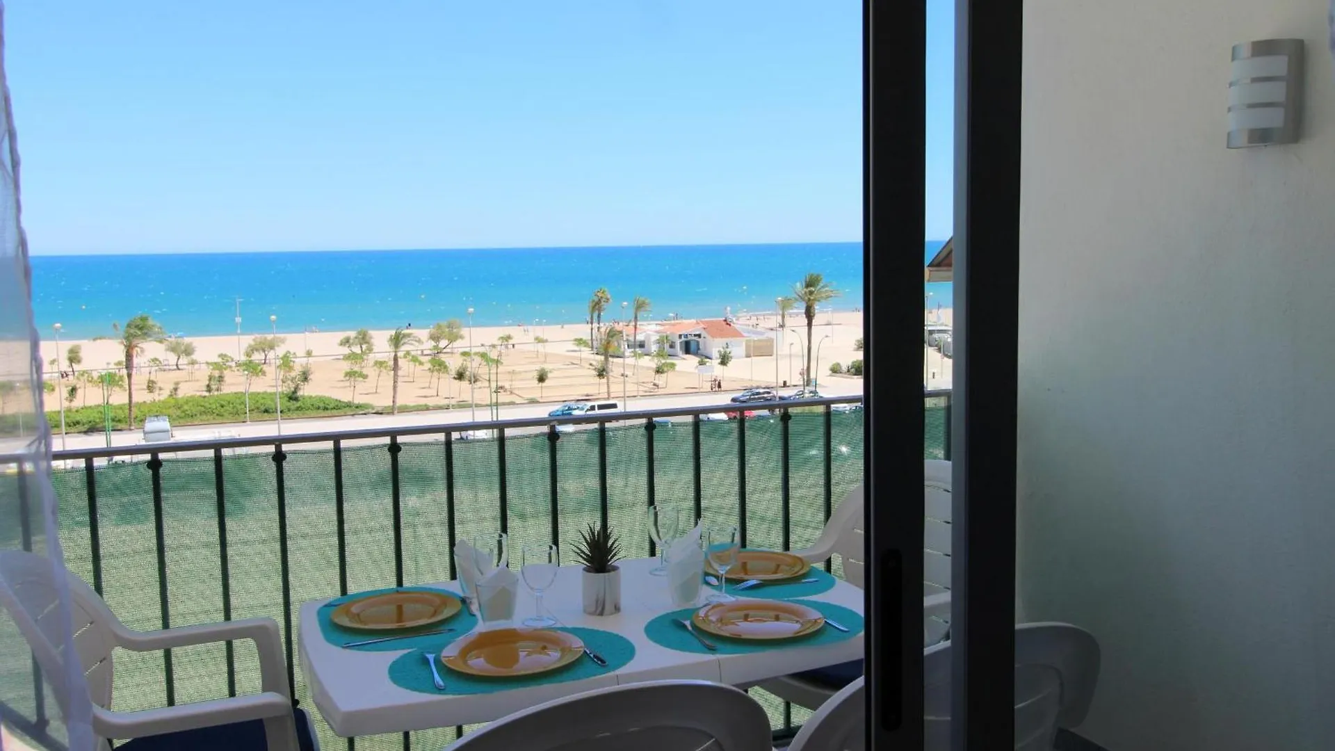 Estudio Cabina A 20M De La Playa Con Vistas Al Mar - Hisp-288-56 location